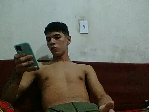 Kisandrel online show from April 18, 2026, 2:43 pm