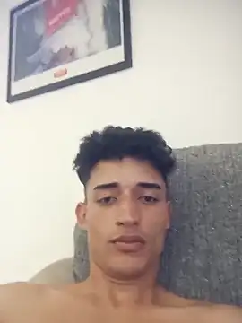 LatinBoy10 online show from April 15, 2026, 11:49 pm