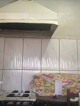 lolitaloira2 online show from April 17, 2026, 11:35 am