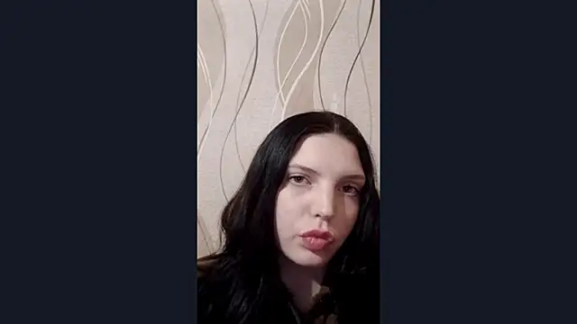 Crimson lady6 online show from April 15, 2026, 6:26 pm