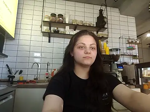 Snapshot of _Mikky_lil_ chatting on May 15, 2026, 1:29 pm Mikky lil online show from May 15, 2026, 1:29 pm
