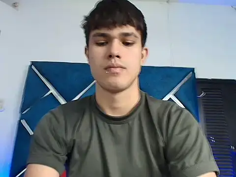 EdwinBoys online show from April 22, 2026, 1:01 pm