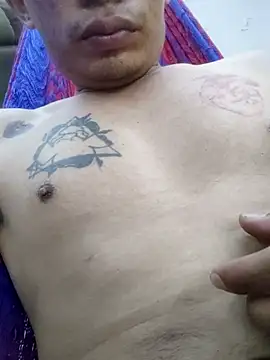 maicol6699 online show from April 16, 2026, 6:47 am