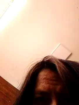 Snapshot of Gaby_lulu chatting on May 8, 2026, 3:17 pm Gaby lulu online show from May 8, 2026, 3:17 pm