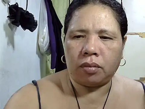 Snapshot of HottyCurlyPeanut chatting on June 1, 2026, 11:12 am HottyCurlyPeanut online show from June 1, 2026, 11:12 am