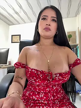 Sara fun online show from February 10, 2025, 4:04 pm