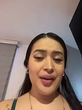 Sara fun online show from November 8, 2025, 4:07 pm