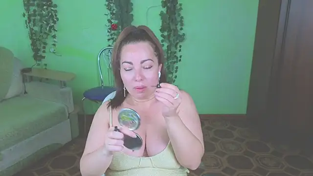 Zoe Zephyr online show from June 13, 2026, 5:38 am