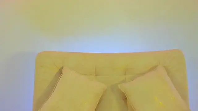 Snapshot of VenusBlazzer chatting on May 8, 2026, 1:38 pm VenusBlazzer online show from May 8, 2026, 1:38 pm