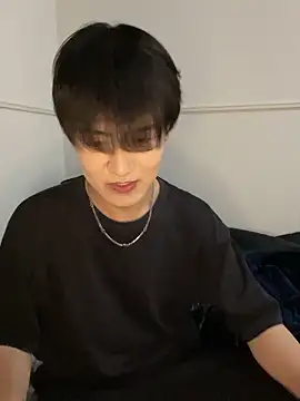 XRIIX online show from April 18, 2026, 12:31 pm