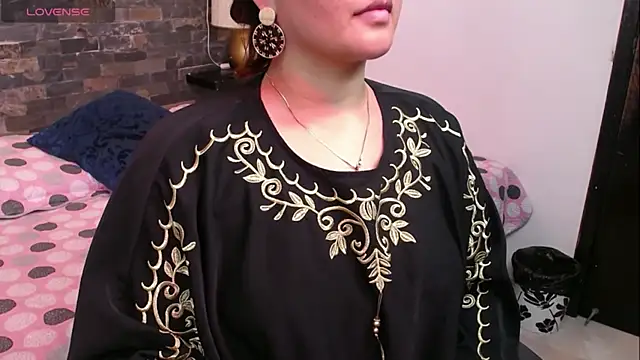 jhanvi umarani online show from April 18, 2026, 7:07 pm