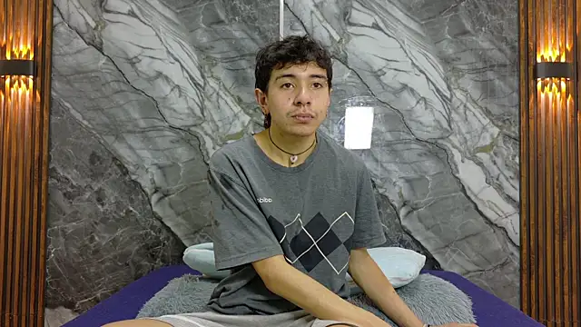 Snapshot of NoahWalker__ chatting on July 12, 2026, 11:01 am NoahWalker online show from July 12, 2026, 11:01 am