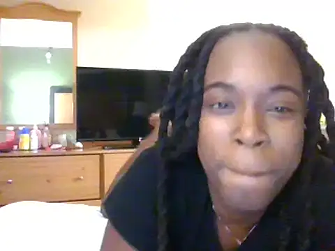 Delicious94 online show from April 16, 2026, 9:39 pm