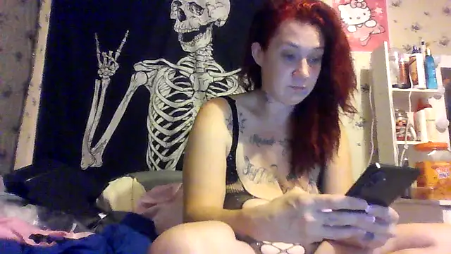 Snapshot of gagqueen2026 chatting on May 16, 2026, 3:47 am gagqueen2026 online show from May 16, 2026, 3:47 am