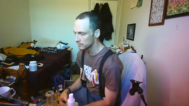 JohnnyMoves online show from June 21, 2026, 7:16 pm