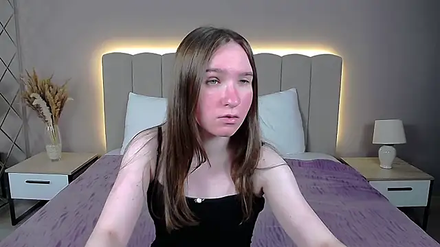 Snapshot of MarliinNova chatting on July 30, 2026, 4:00 am MarliinNova online show from July 30, 2026, 4:00 am