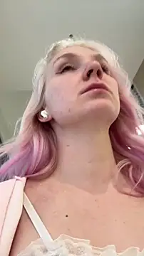 Olly dolly online show from April 17, 2026, 8:50 am