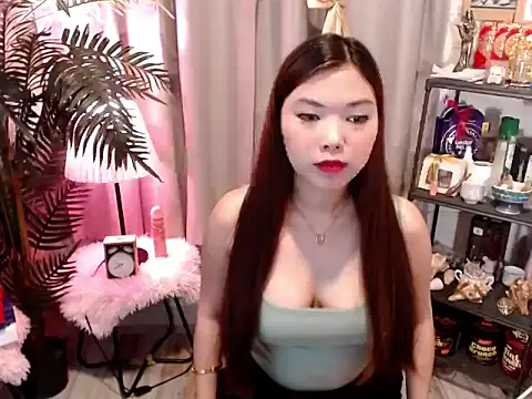 Snapshot of Say_cuteElf chatting on April 17, 2026, 7:44 am Say cuteElf online show from April 17, 2026, 7:44 am