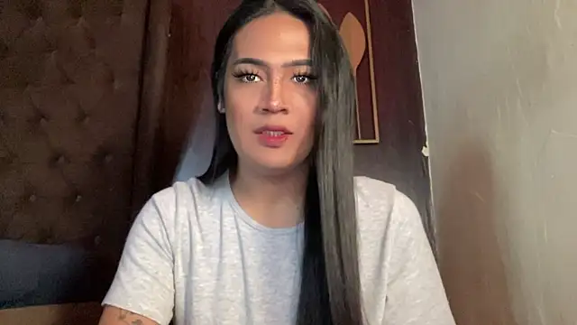 Snapshot of majestic_sydney chatting on May 6, 2026, 11:54 pm majestic sydney online show from May 6, 2026, 11:54 pm