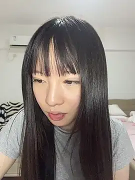 Snapshot of nide-baby chatting on July 8, 2026, 4:11 pm nide-baby online show from July 8, 2026, 4:11 pm