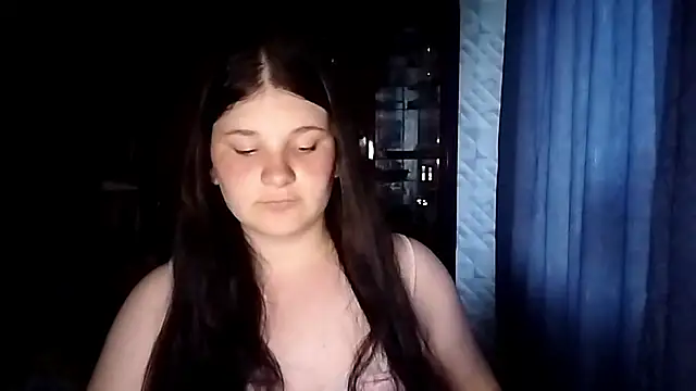 Snapshot of BeatriceMolands chatting on June 3, 2026, 5:18 pm BeatriceMolands online show from June 3, 2026, 5:18 pm
