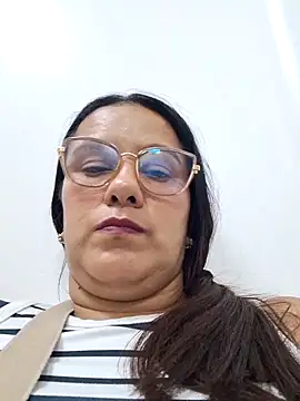 Samanta-42 online show from May 17, 2026, 12:41 am