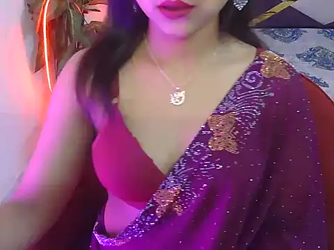 Snapshot of bold-fareen chatting on July 28, 2026, 12:07 am bold-fareen online show from July 28, 2026, 12:07 am