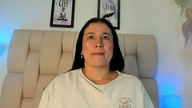 anastassiaa 57 online show from May 15, 2026, 10:44 am