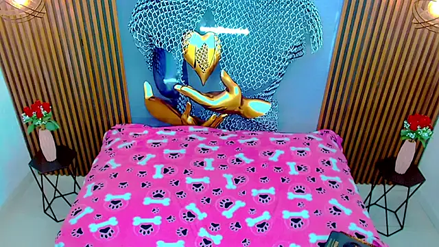 Snapshot of Chris_Hott chatting on May 21, 2026, 7:10 pm Chris Hott online show from May 21, 2026, 7:10 pm