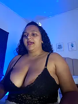 Snapshot of manuboobss chatting on May 4, 2026, 7:21 pm manuboobss online show from May 4, 2026, 7:21 pm