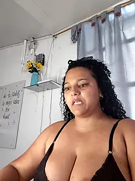 Snapshot of manuboobss chatting on May 8, 2026, 3:39 pm manuboobss online show from May 8, 2026, 3:39 pm
