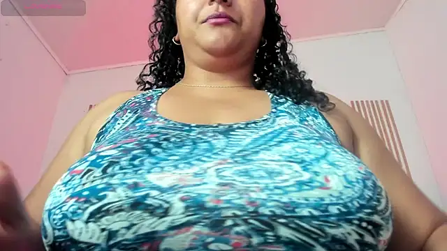 Snapshot of manuboobss chatting on May 18, 2026, 6:47 pm manuboobss online show from May 18, 2026, 6:47 pm
