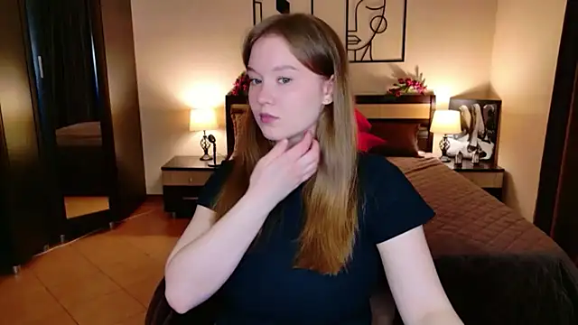 ValeriSunny online show from April 25, 2026, 4:48 am