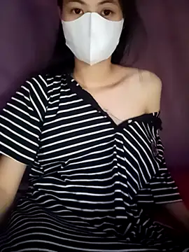 Enma lovelyy online show from April 22, 2026, 4:41 pm