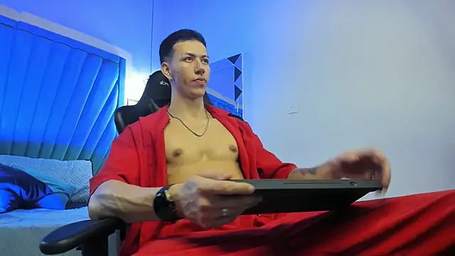 OliverThompsonJS online show from June 2, 2026, 4:47 am