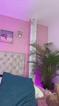 Snapshot of caro_lovings chatting on July 25, 2026, 3:37 am caro lovings online show from July 25, 2026, 3:37 am