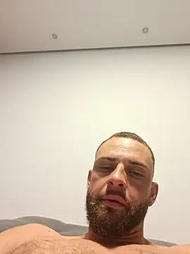 Mineirinho22c online show from April 18, 2026, 3:43 am