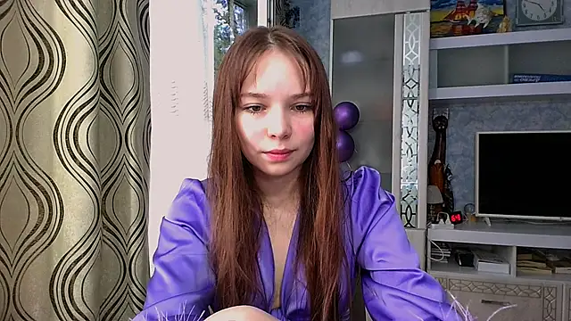 Snapshot of Princess_Mira chatting on June 18, 2026, 11:47 am Princess Mira online show from June 18, 2026, 11:47 am