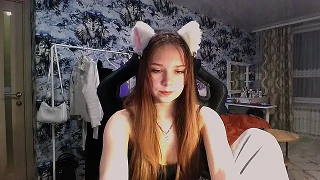 Snapshot of Princess_Mira chatting on June 26, 2026, 8:46 pm Princess Mira online show from June 26, 2026, 8:46 pm