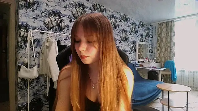 Snapshot of Princess_Mira chatting on June 27, 2026, 12:33 pm Princess Mira online show from June 27, 2026, 12:33 pm