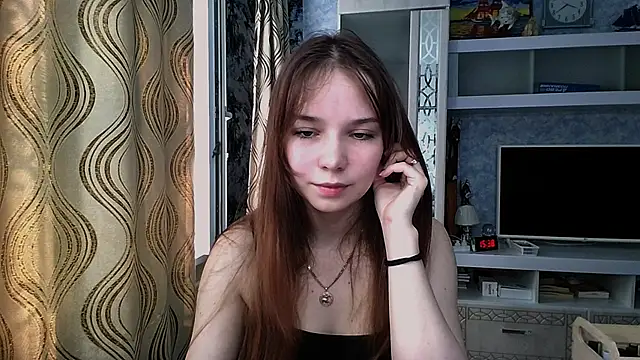Snapshot of Princess_Mira chatting on July 20, 2026, 10:39 am Princess Mira online show from July 20, 2026, 10:39 am