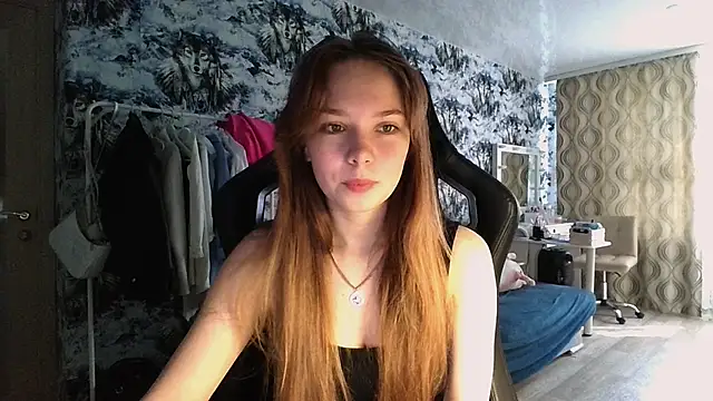 Snapshot of Princess_Mira chatting on July 27, 2026, 6:42 am Princess Mira online show from July 27, 2026, 6:42 am