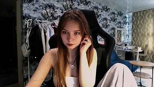 Snapshot of Princess_Mira chatting on July 31, 2026, 9:19 am Princess Mira online show from July 31, 2026, 9:19 am