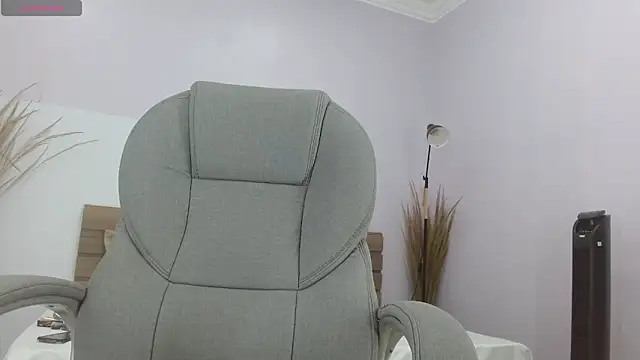 lazury 6 online show from April 20, 2026, 8:21 pm