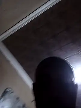 SEXYBLACKBITCHALLTHEWAY online show from April 17, 2026, 11:19 pm