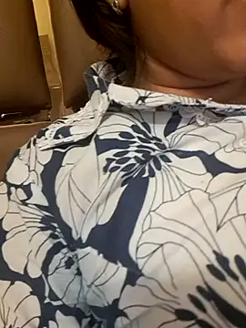 Sivani jha online show from April 17, 2026, 6:11 pm