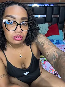 Snapshot of _Piel_Canela chatting on May 9, 2026, 2:06 am Piel Canela online show from May 9, 2026, 2:06 am