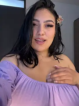 Snapshot of Gala_Goddess chatting on May 19, 2026, 1:17 pm Gala Goddess online show from May 19, 2026, 1:17 pm