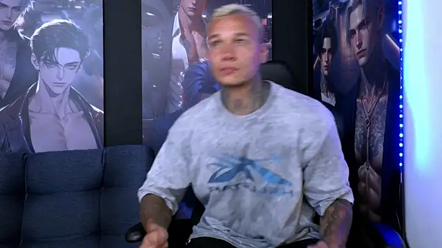 Snapshot of damian_becker chatting on July 8, 2026, 11:20 pm damian becker online show from July 8, 2026, 11:20 pm