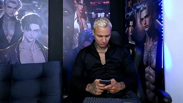 Snapshot of damian_becker chatting on July 15, 2026, 12:38 am damian becker online show from July 15, 2026, 12:38 am